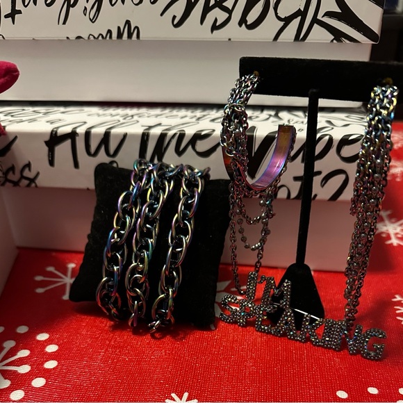 Sassy Jones “VP” Luxe Rainbow Chain Bracelet, Earring & Pin Set - Picture 3 of 7